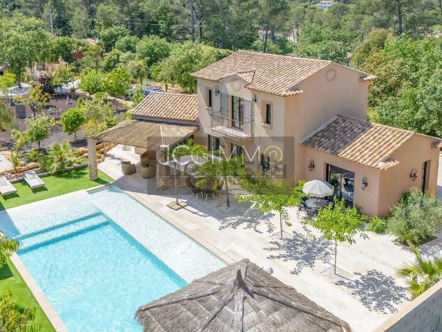 Maison, Solliès Toucas