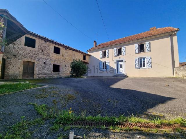 Maison, Sombrun
