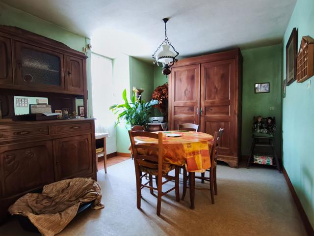 Maison Sommieres Du Clain 6 pièce s 85.82 m2