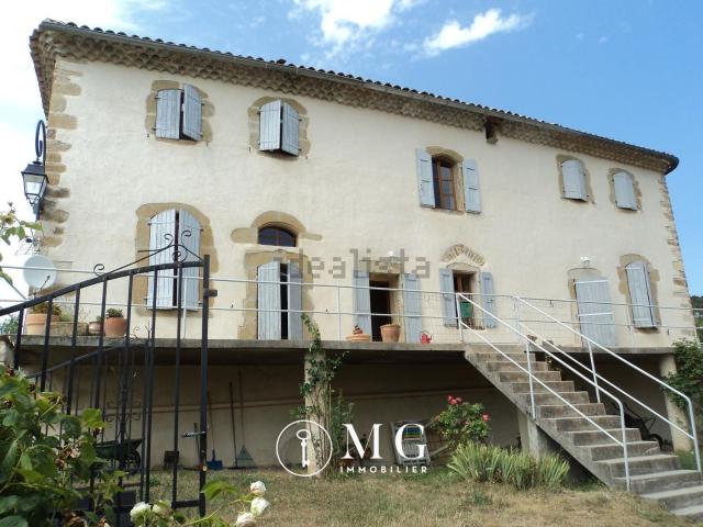 Maison, Sorbiers