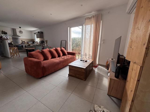 Maison, Sorgues