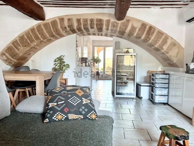 Maison, Sorgues