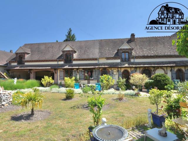 Maison, Sorel Moussel