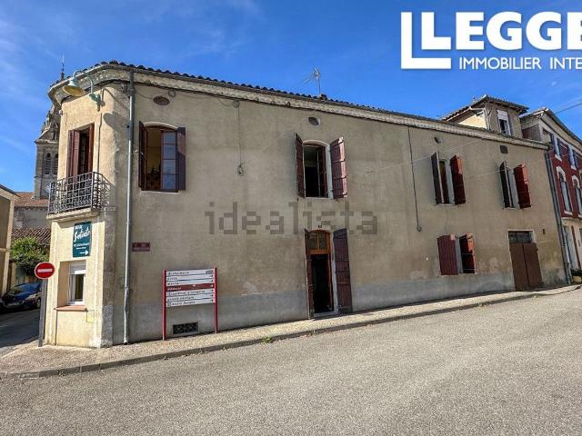 Maison, Sos