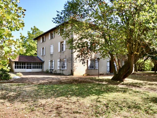 Maison, Sathonay Village