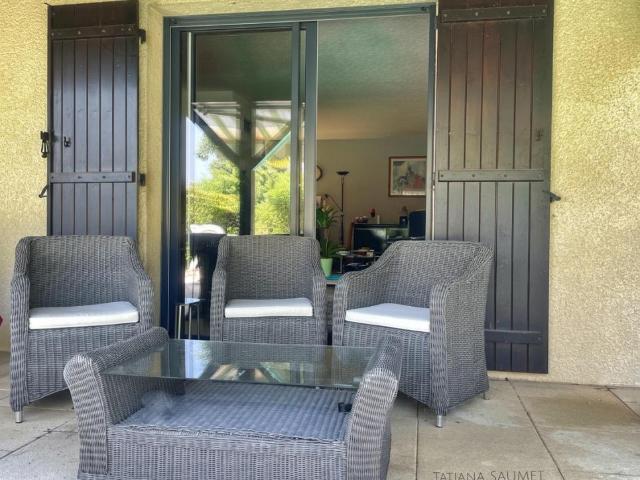 Maison Sathonay Village 6 pièce s 172 m2