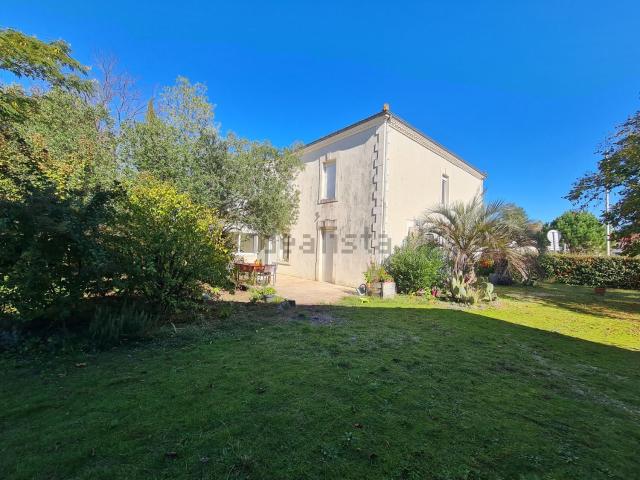 Maison, Saugnac et Muret