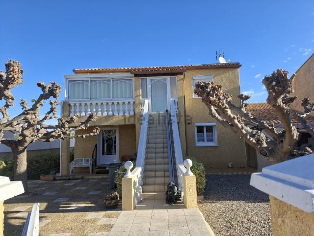 Maison, Sauvian