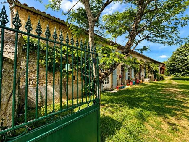 Maison, Sauzé Vaussais