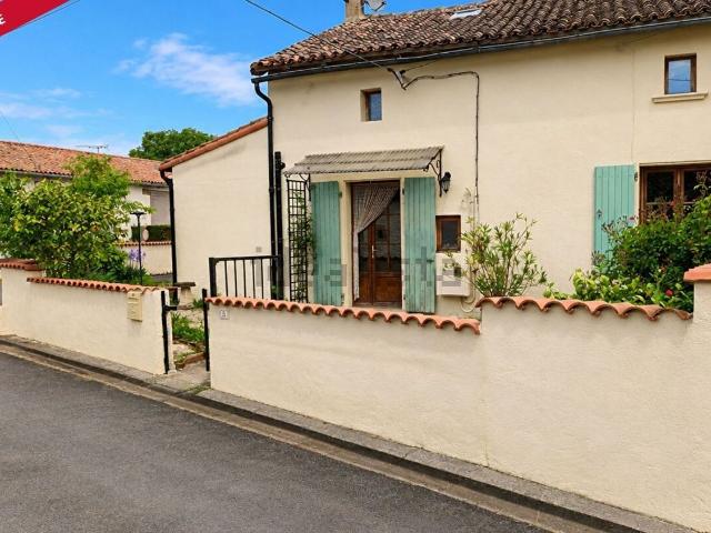 Maison, Savigné