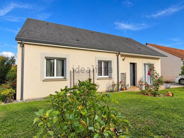 Maison, Savignies
