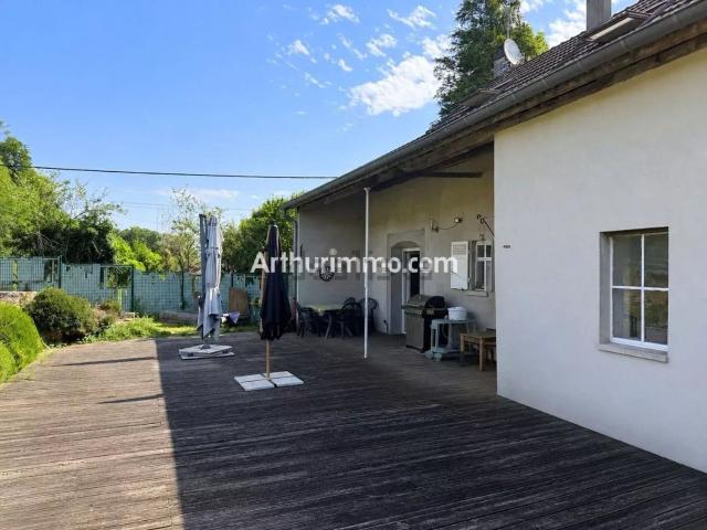Maison, Savigny en Revermont