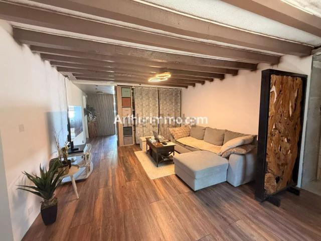 Maison, Savigny en Revermont