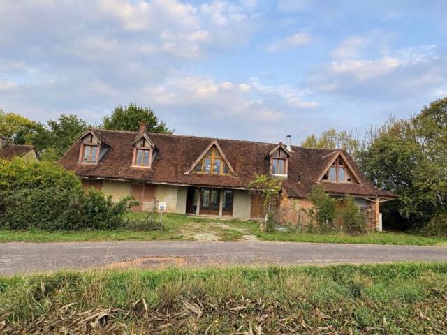 Maison, Savigny en Revermont