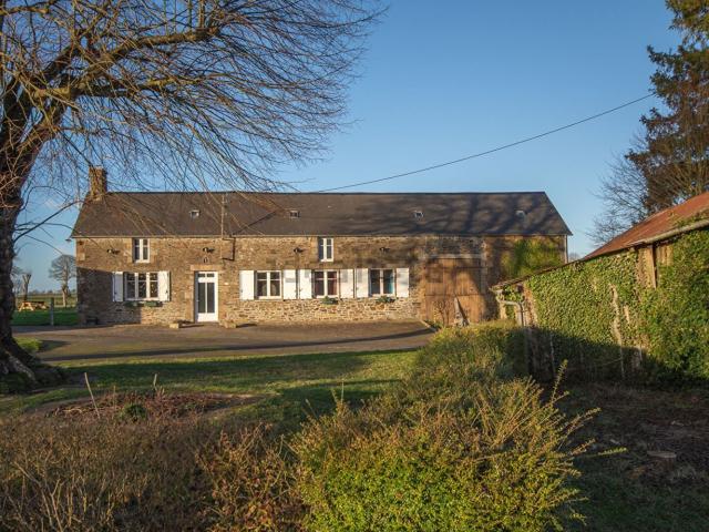 Maison, Savigny le Vieux