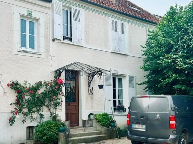 Maison, Saâcy sur Marne