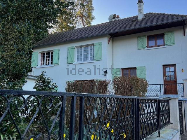 Maison, Sablons sur Huisne