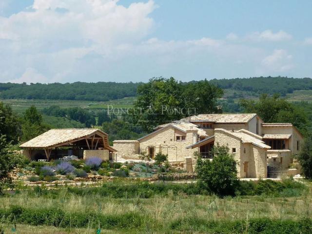 Maison, Sabran