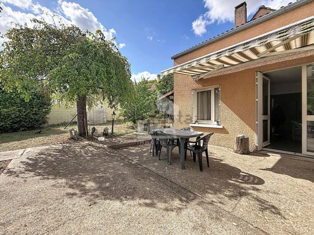 Maison, Saclas