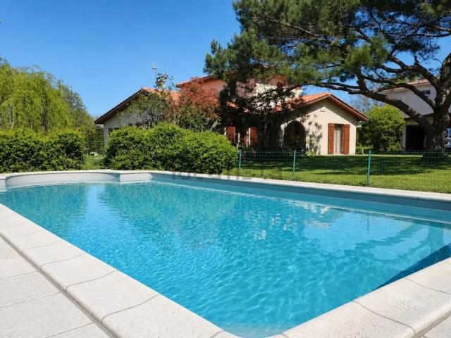 Maison, Sadirac