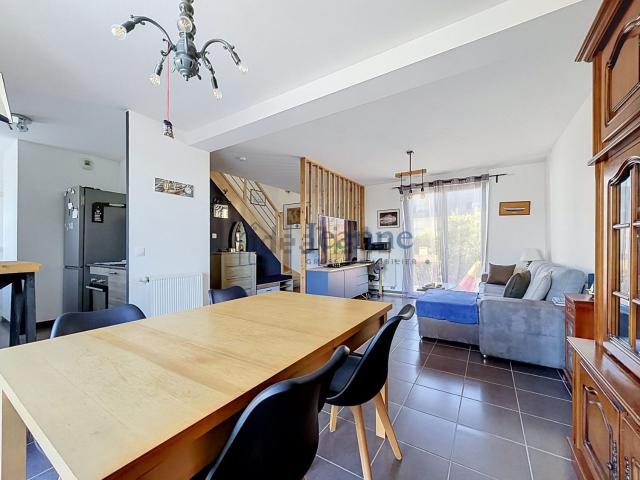 Maison, Saint Coulomb