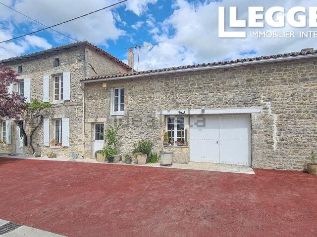 Maison, Saint Coutant