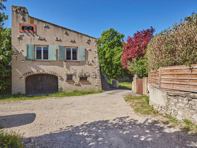Maison, Saint Cannat
