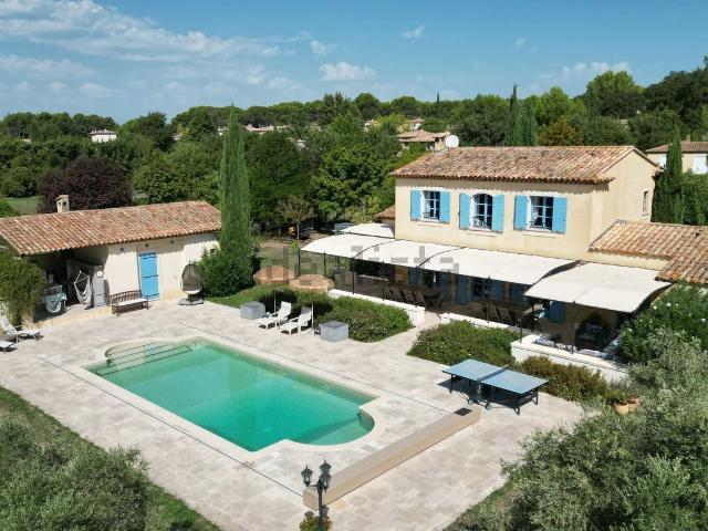 Maison, Saint Cannat