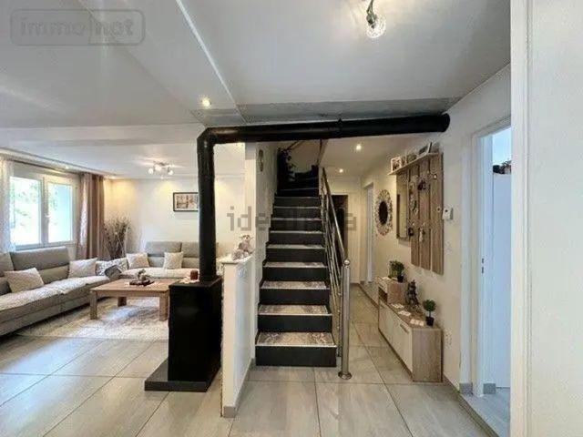 Maison, Saint Cassin