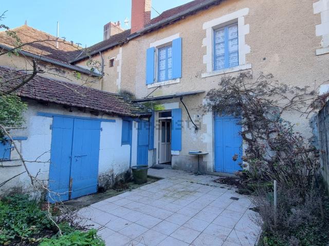 Maison, Saint Chartier
