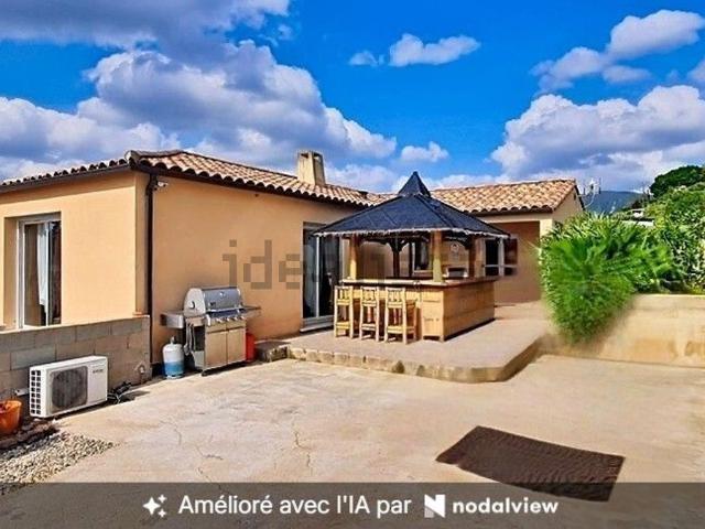 Maison, Saint Chinian