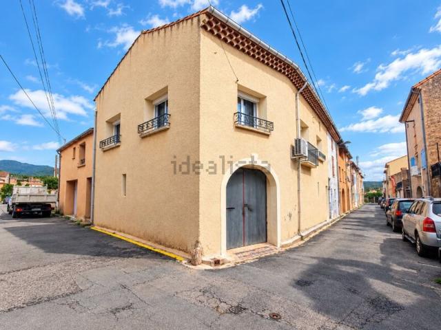 Maison, Saint Chinian