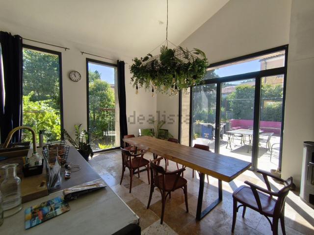 Maison, Saint Chinian