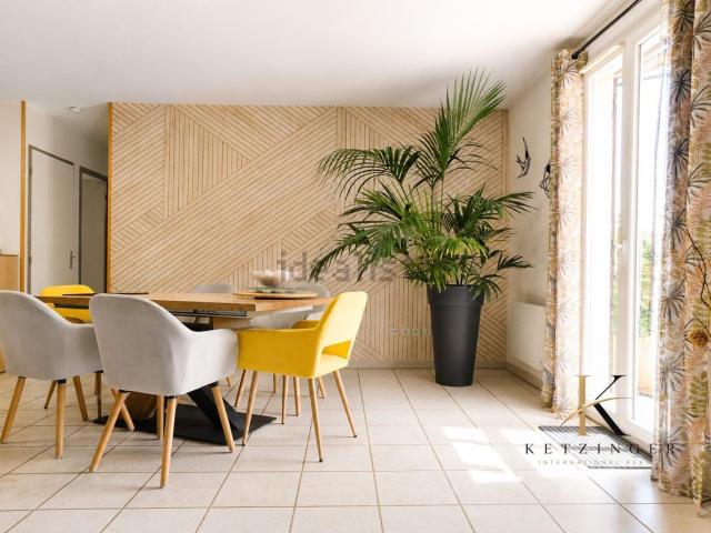 Maison, Saint Christol