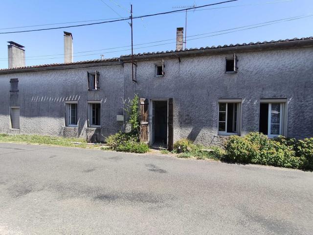 Maison, Mansle les Fontaines