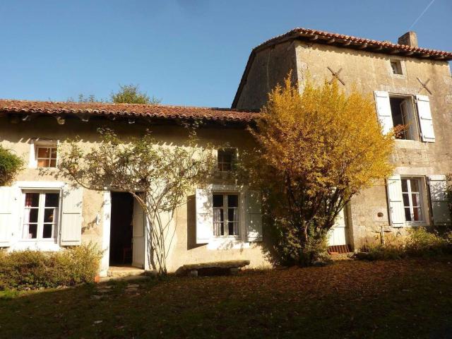 Maison, Saint Claud