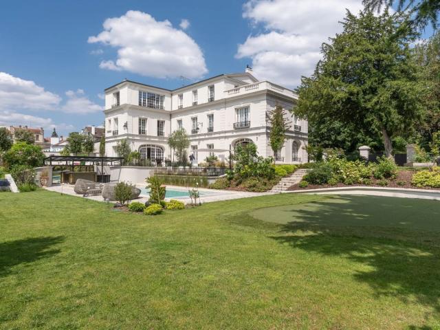 Maison, Saint Cloud