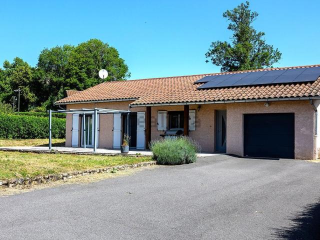 Maison, Saint Cyr de Valorges