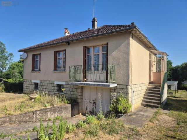 Maison, Saint Amand en Puisaye