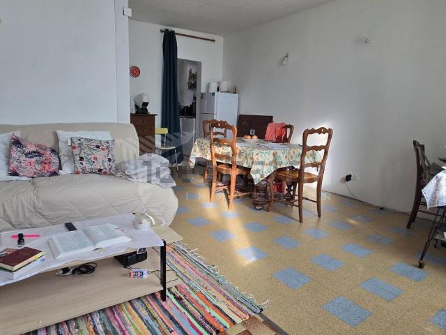Maison, Saint Amand en Puisaye