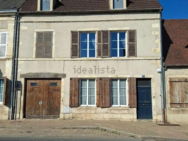 Maison, Saint Amand Montrond