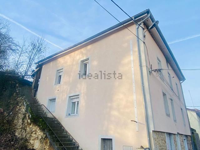 Maison, Saint Amour
