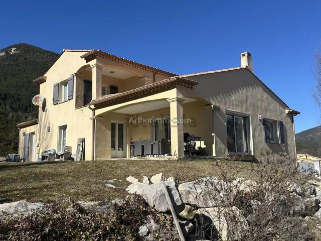 Maison, Saint André les Alpes
