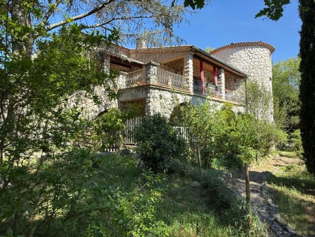 Maison, Saint Alban Auriolles