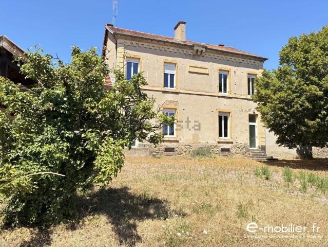 Maison, Saint Alban les Eaux
