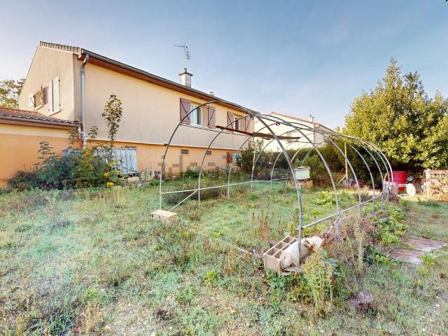 Maison, Saint Apollinaire