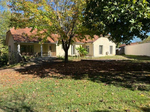 Maison, Saint Armou