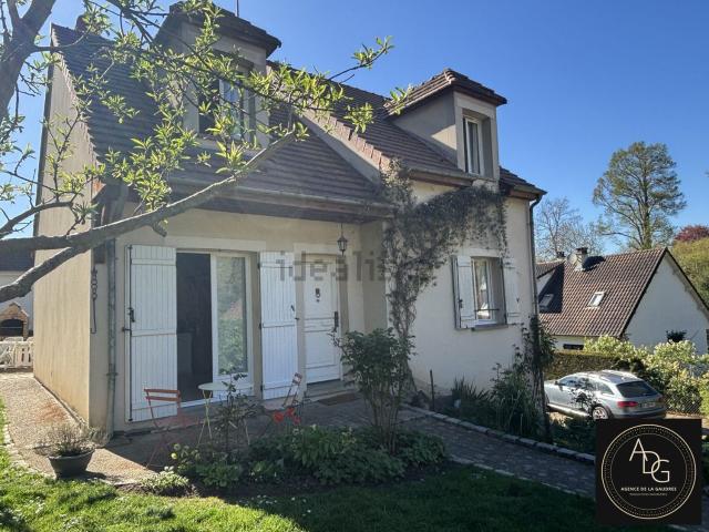 Maison, Saint Arnoult en Yvelines