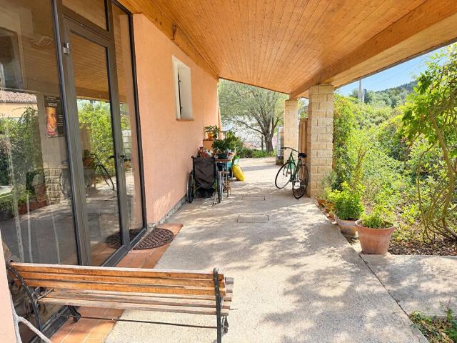 Maison Saint Auban 4 pièce s 103 m2 103m² Château Arnoux Saint Auban