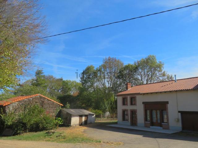 Maison, Saint Bonnet de Bellac